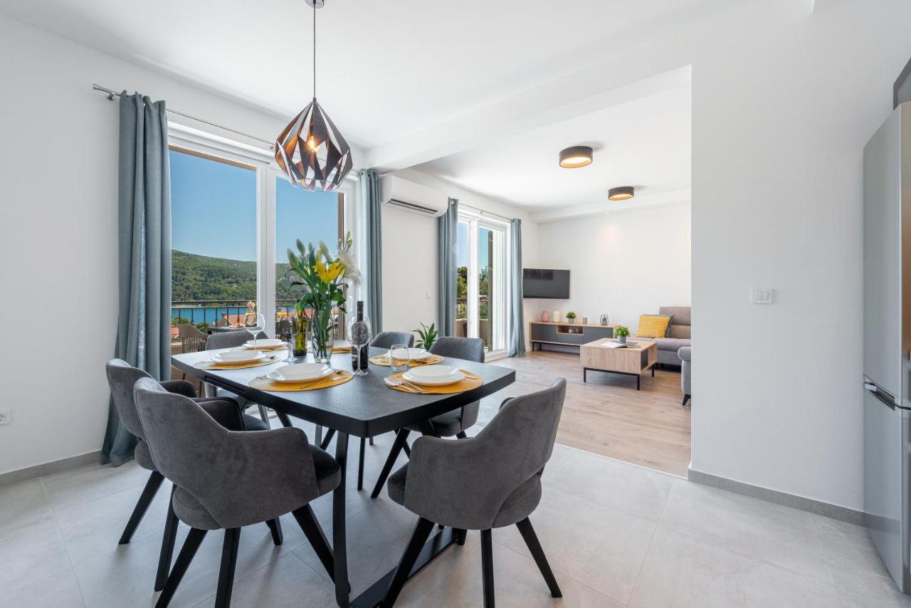 Appartement Amazing Sea View Petra & Paula Slano