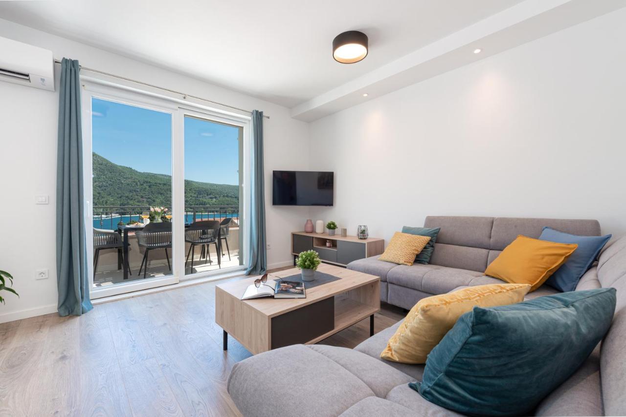 Amazing Sea View Petra & Paula Appartement